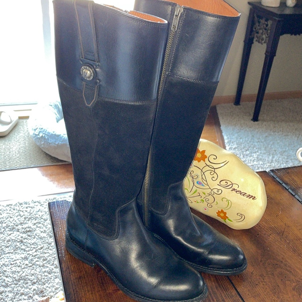 FRYE JAYDEN BUTTON TALL BLACK LEATHER/SUEDE SIZE 6.5 - Picture 3 of 12
